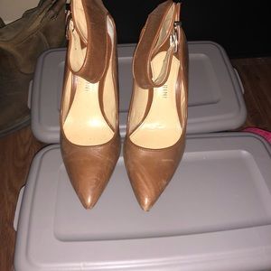 Gianni Binni heels